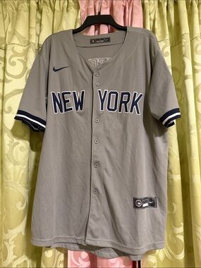 Nike Men’s Grey New York Baseball Jersey with Navy Trim